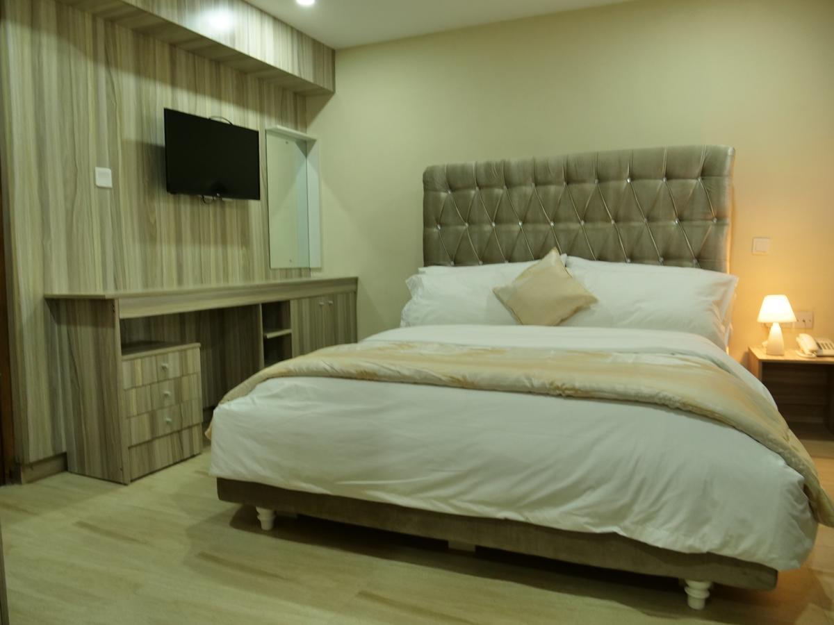 Alexia'S Place Hotel Lagos Zewnętrze zdjęcie