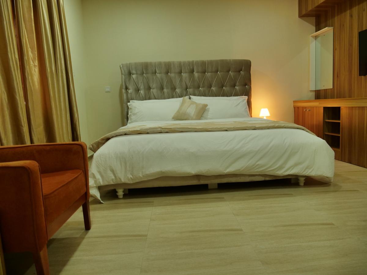 Alexia'S Place Hotel Lagos Zewnętrze zdjęcie