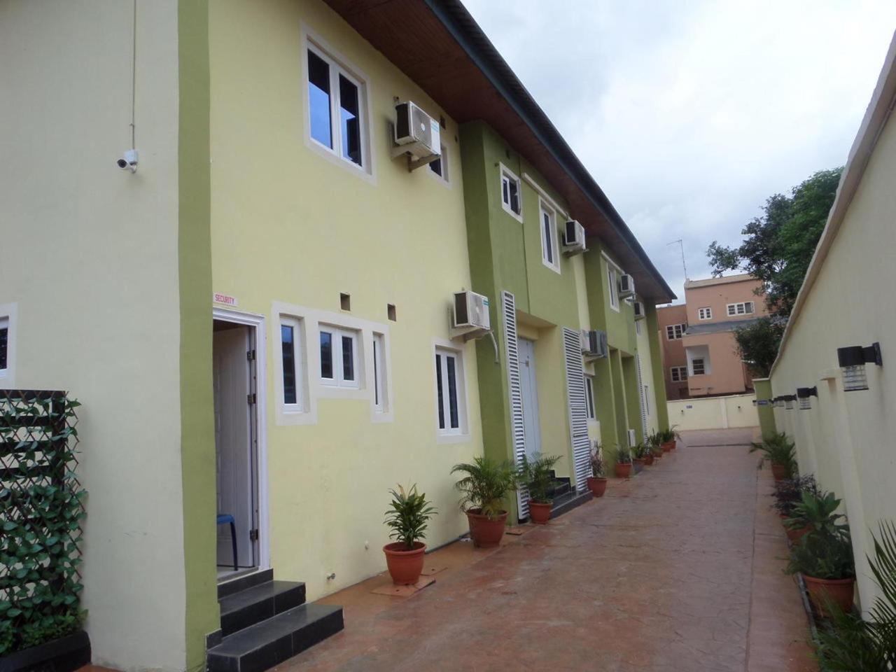 Alexia'S Place Hotel Lagos Zewnętrze zdjęcie